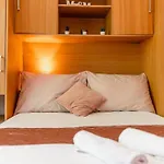 Le Ek Cozy - Two Bedroom 4 * Vir