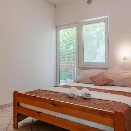 Le Ek Cozy - Two Bedroom 4 *