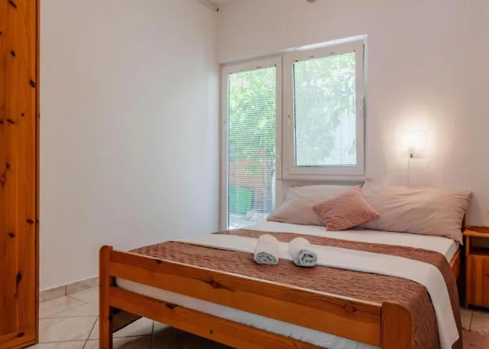 Le Ek Cozy - Two Bedroom 4 *